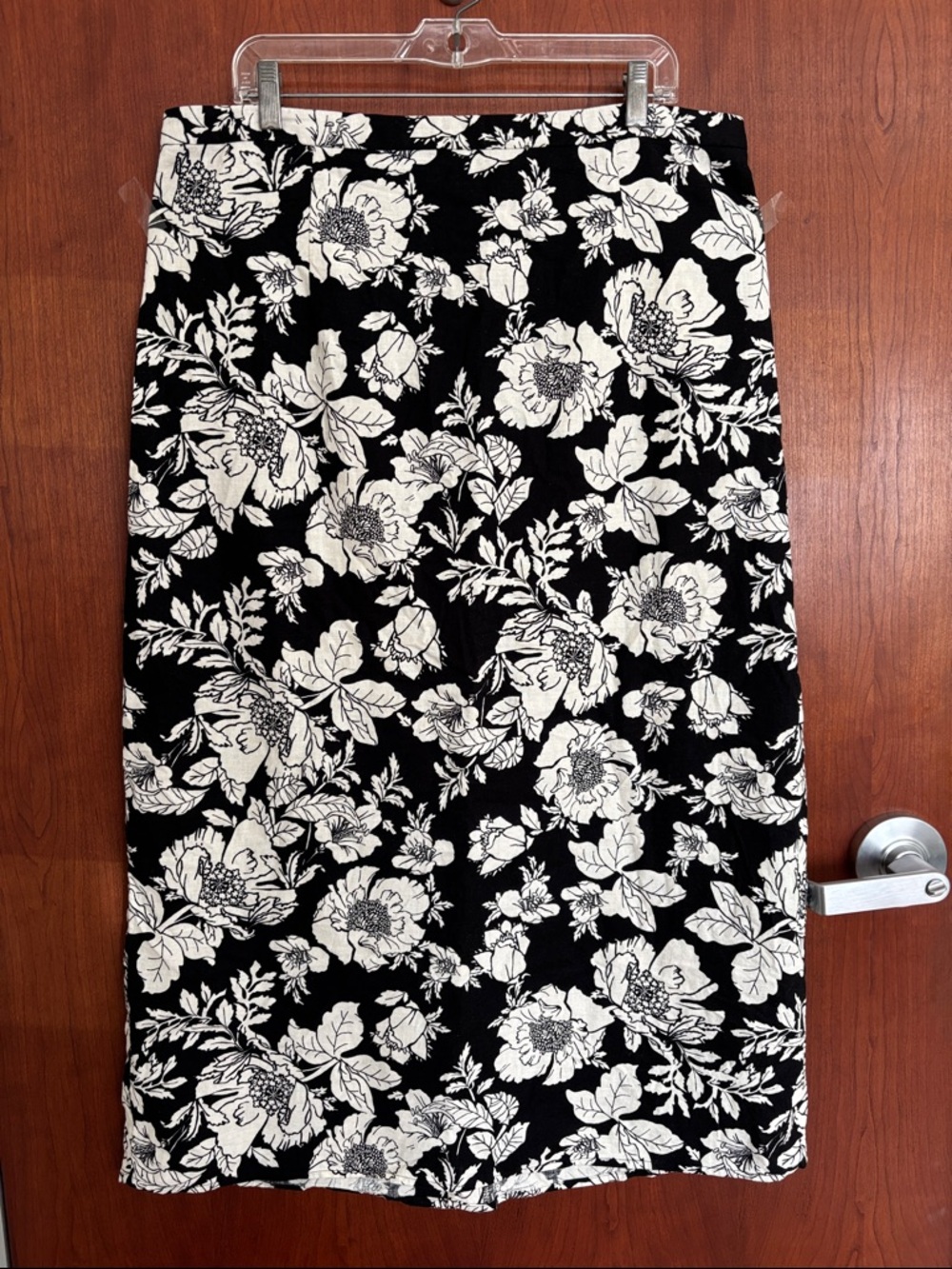 Old Navy High Waisted Linen Blend Maxi Column Skirt Black Floral Dark Floral XL